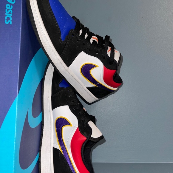 Jordan 1 low ‘Rivals’ (Lakers top 3) - Picture 3 of 9